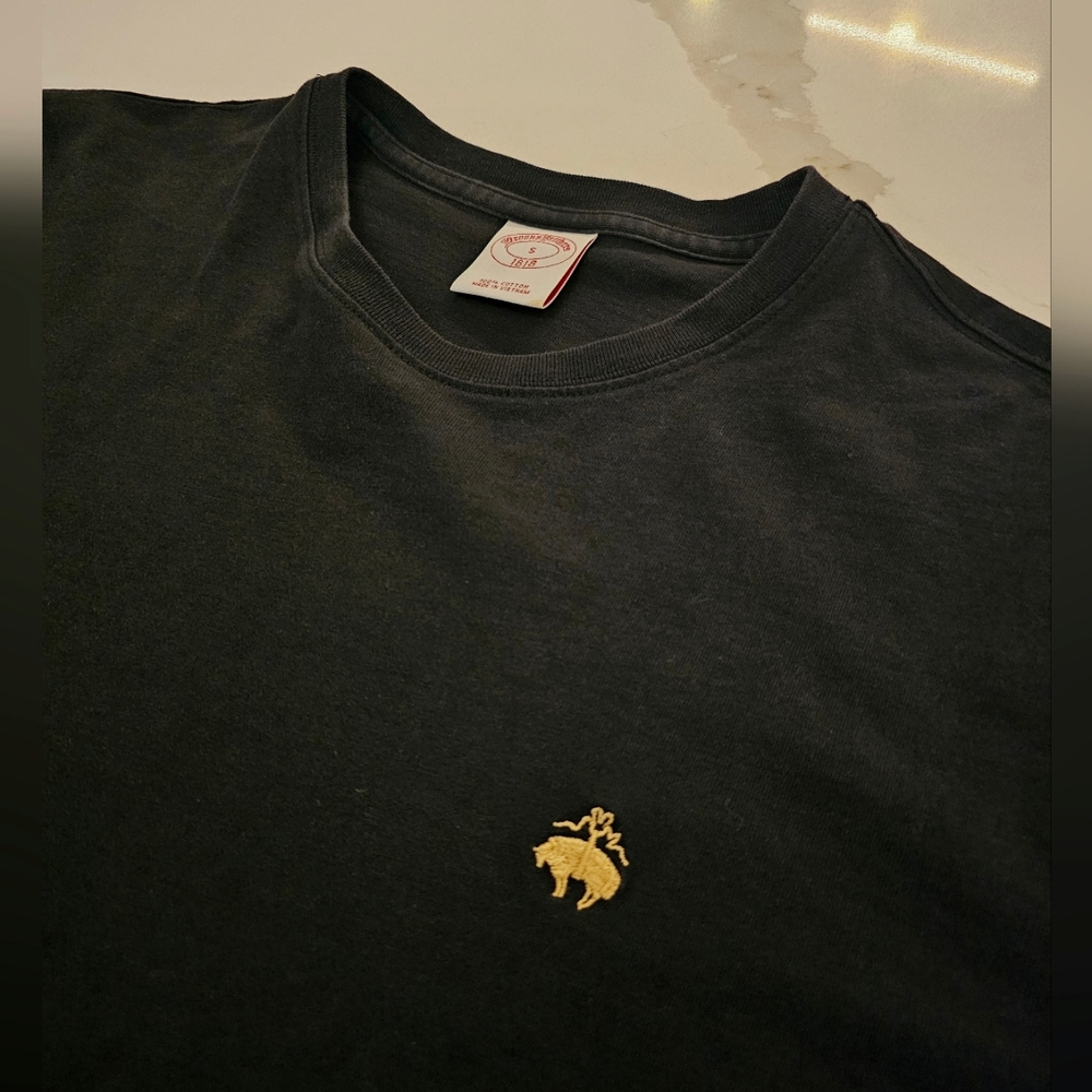 Brooks Brothers t-shirt